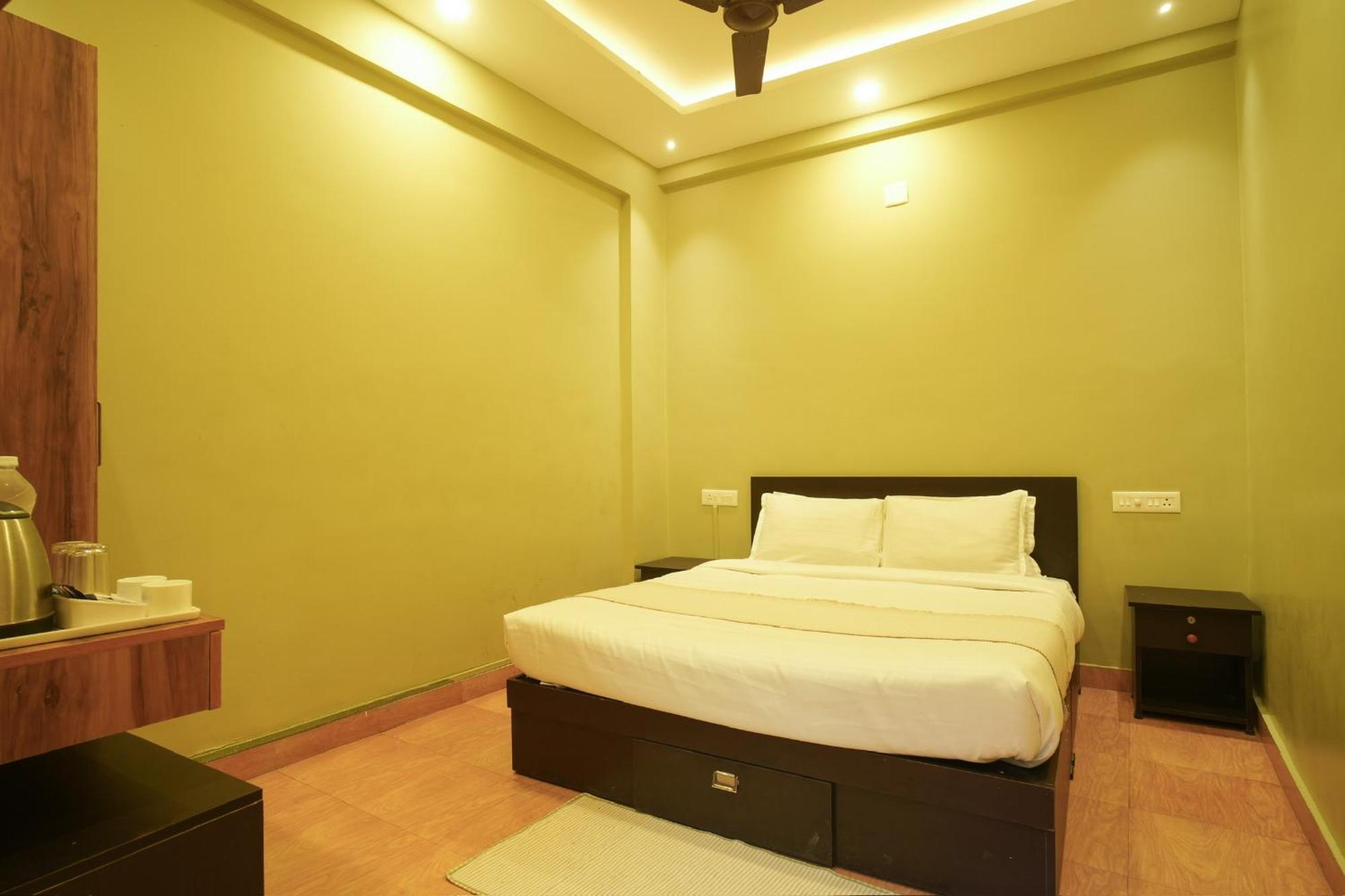 Rasha Residency Hostel Kalpetta Luaran gambar