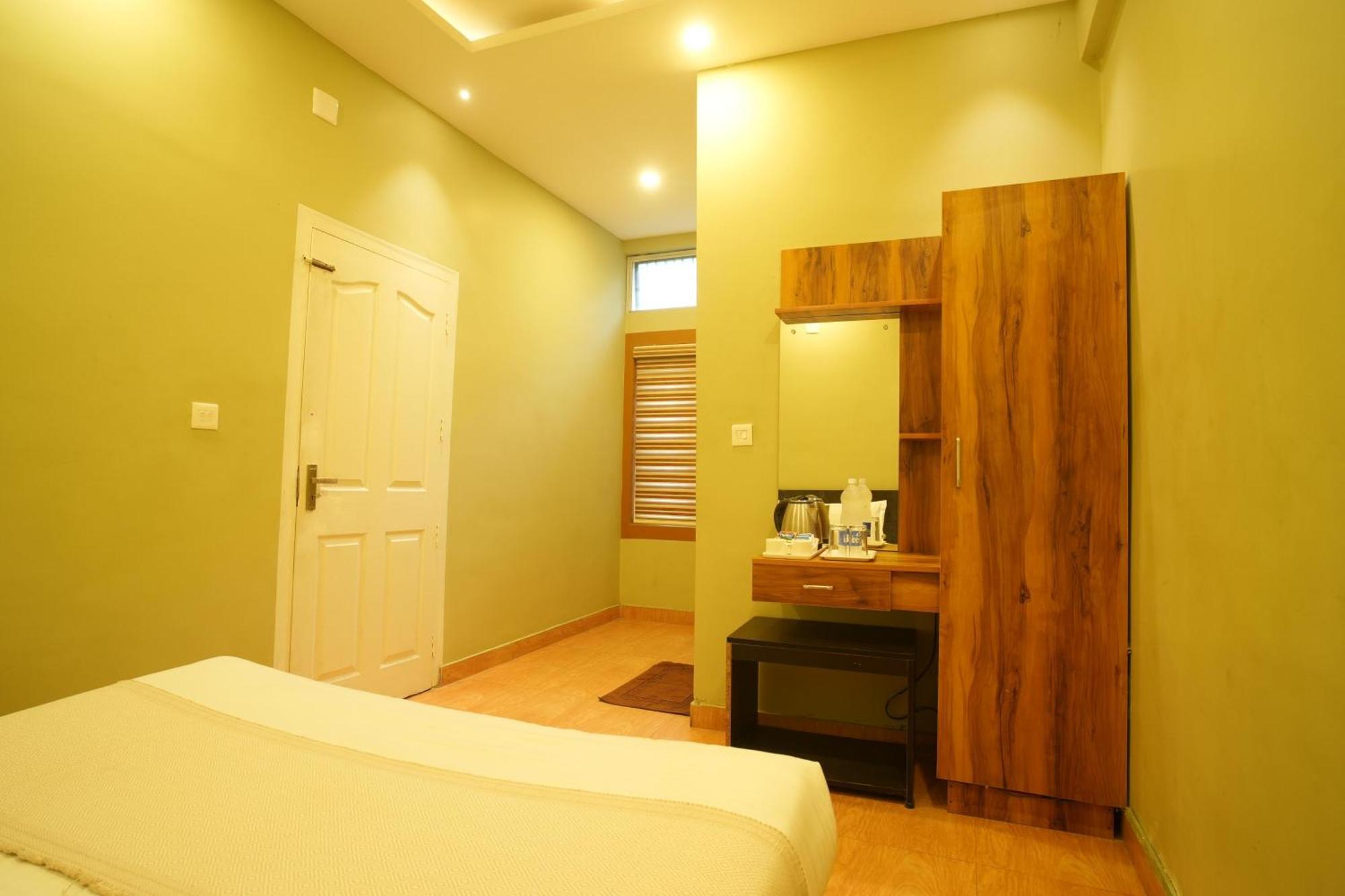Rasha Residency Hostel Kalpetta Luaran gambar