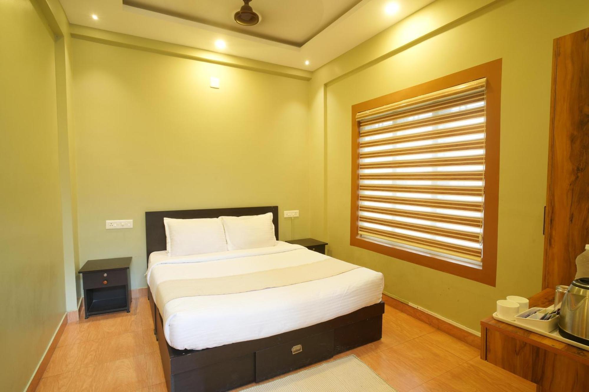 Rasha Residency Hostel Kalpetta Luaran gambar